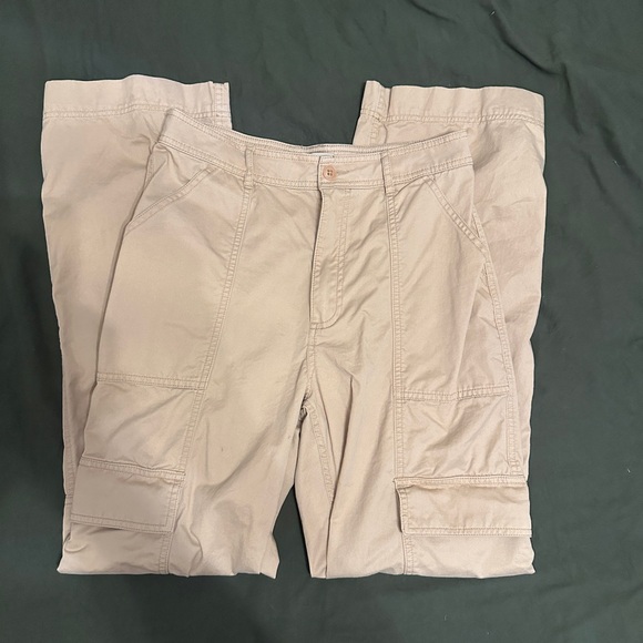 Abercrombie & Fitch - Relaxed Utility Pants - 30L - Picture 6 of 7